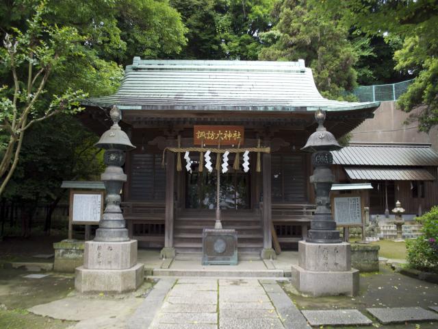諏訪大神社