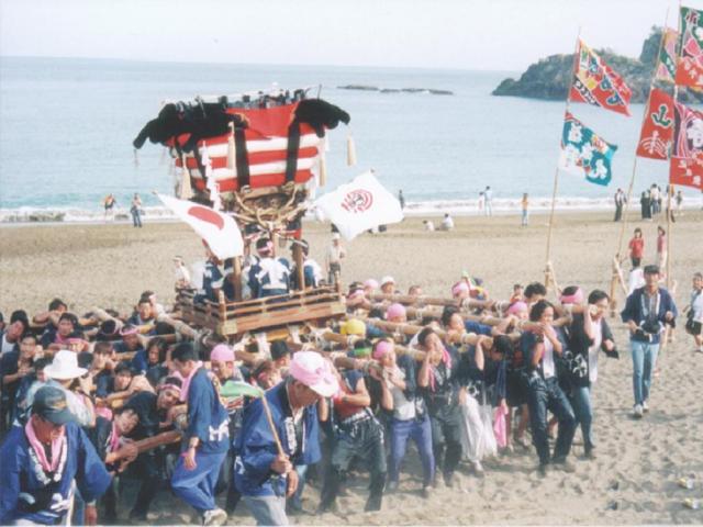 日和佐八幡神社